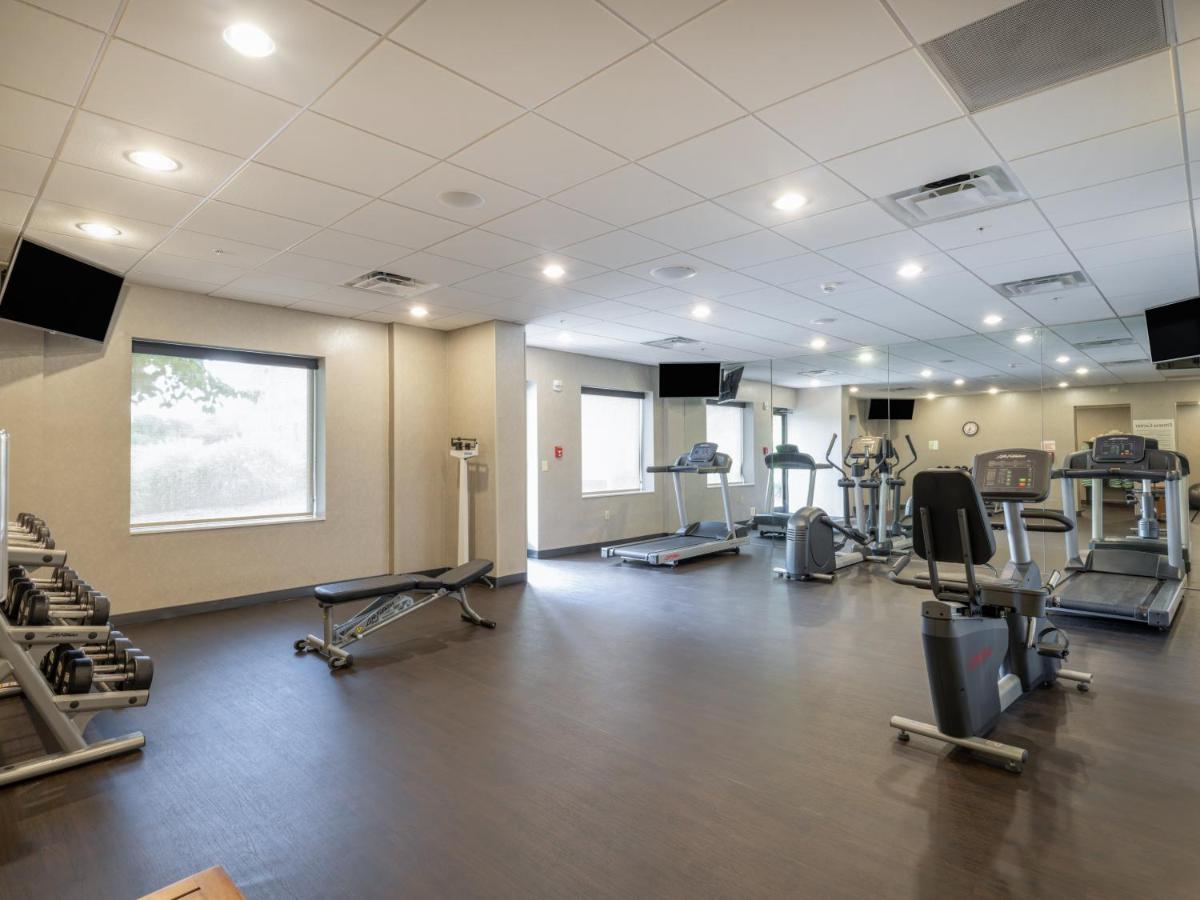 Holiday Inn Greensboro Coliseum By Ihg Esterno foto