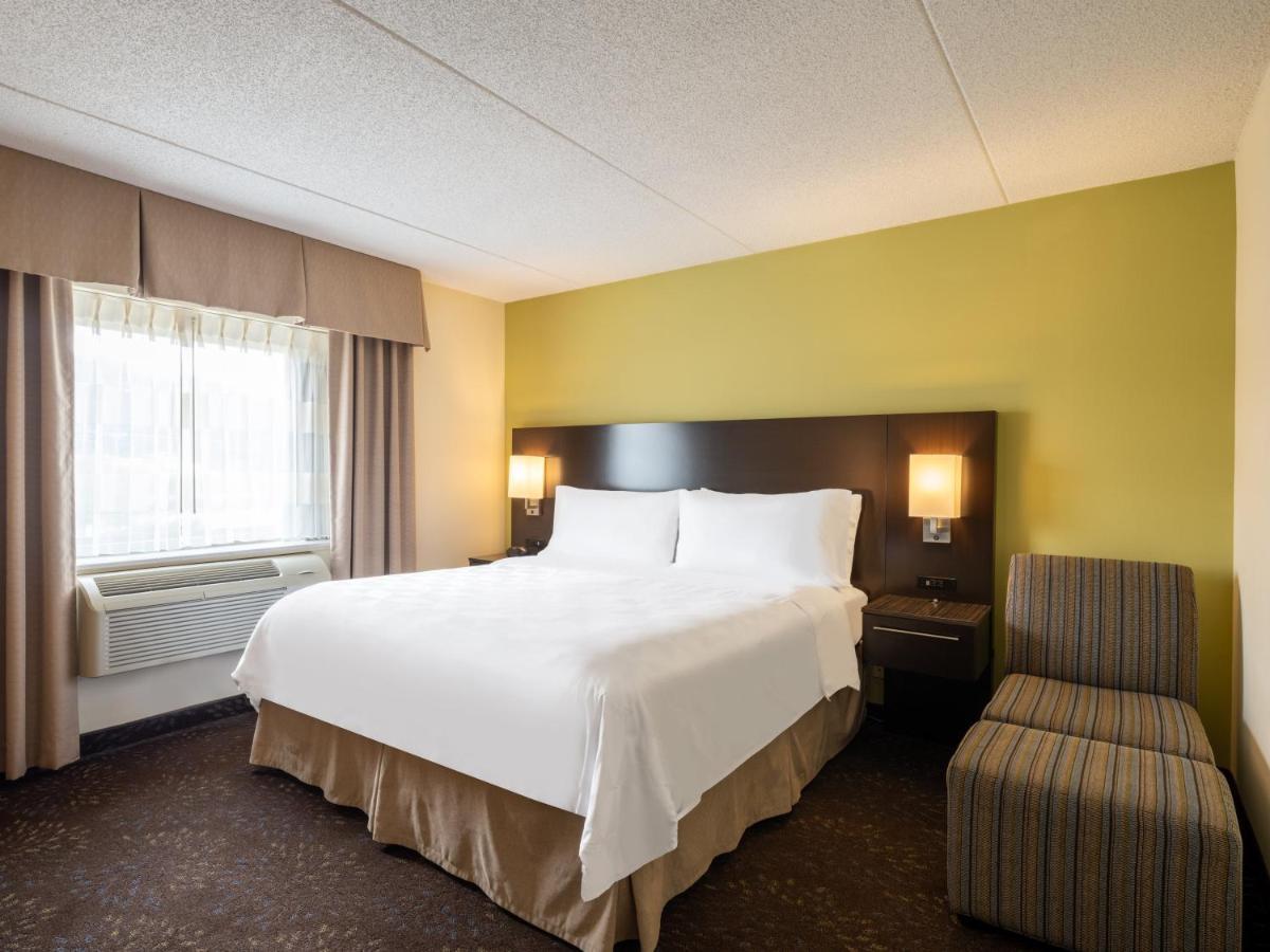 Holiday Inn Greensboro Coliseum By Ihg Esterno foto