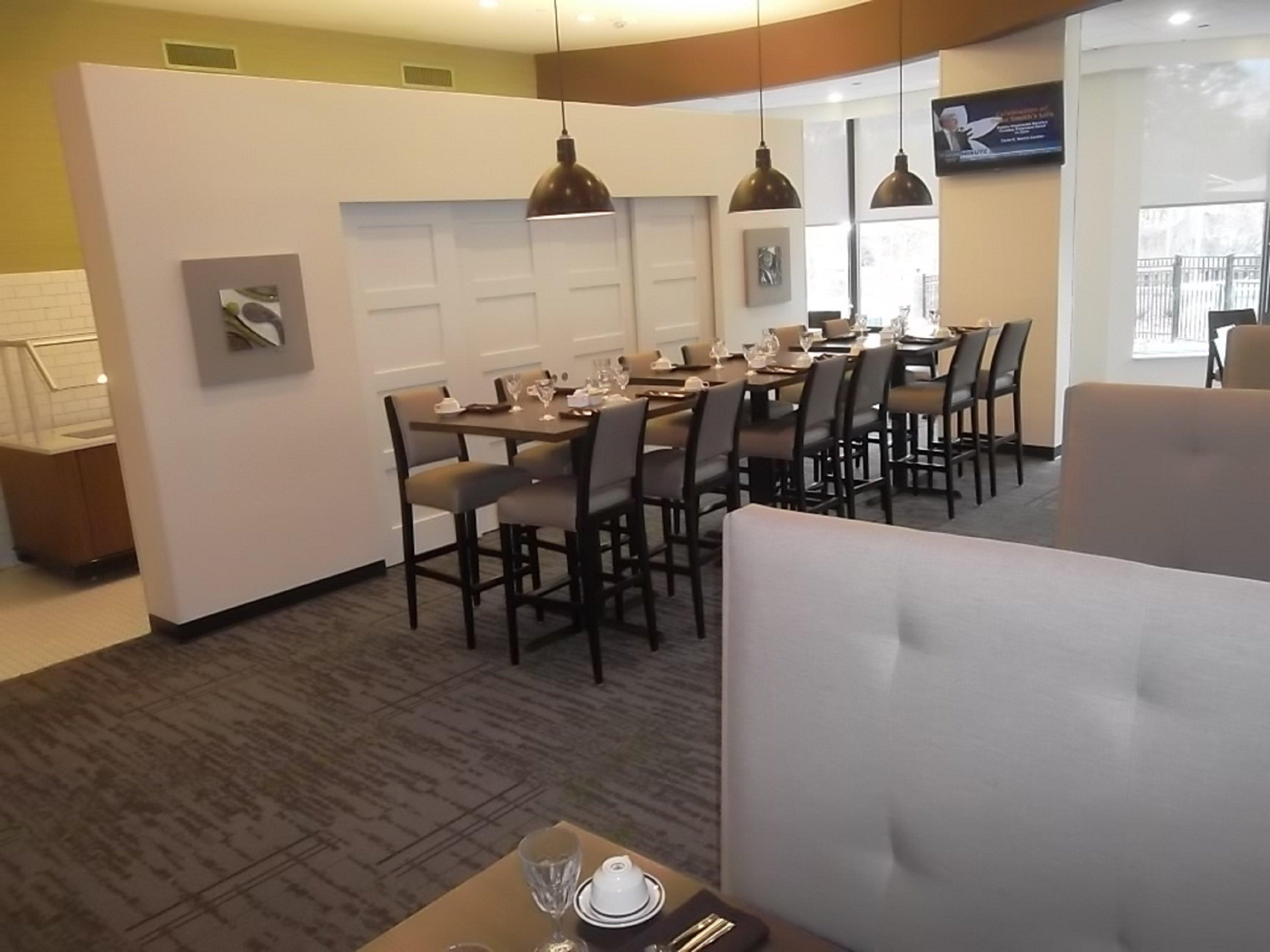 Holiday Inn Greensboro Coliseum By Ihg Esterno foto