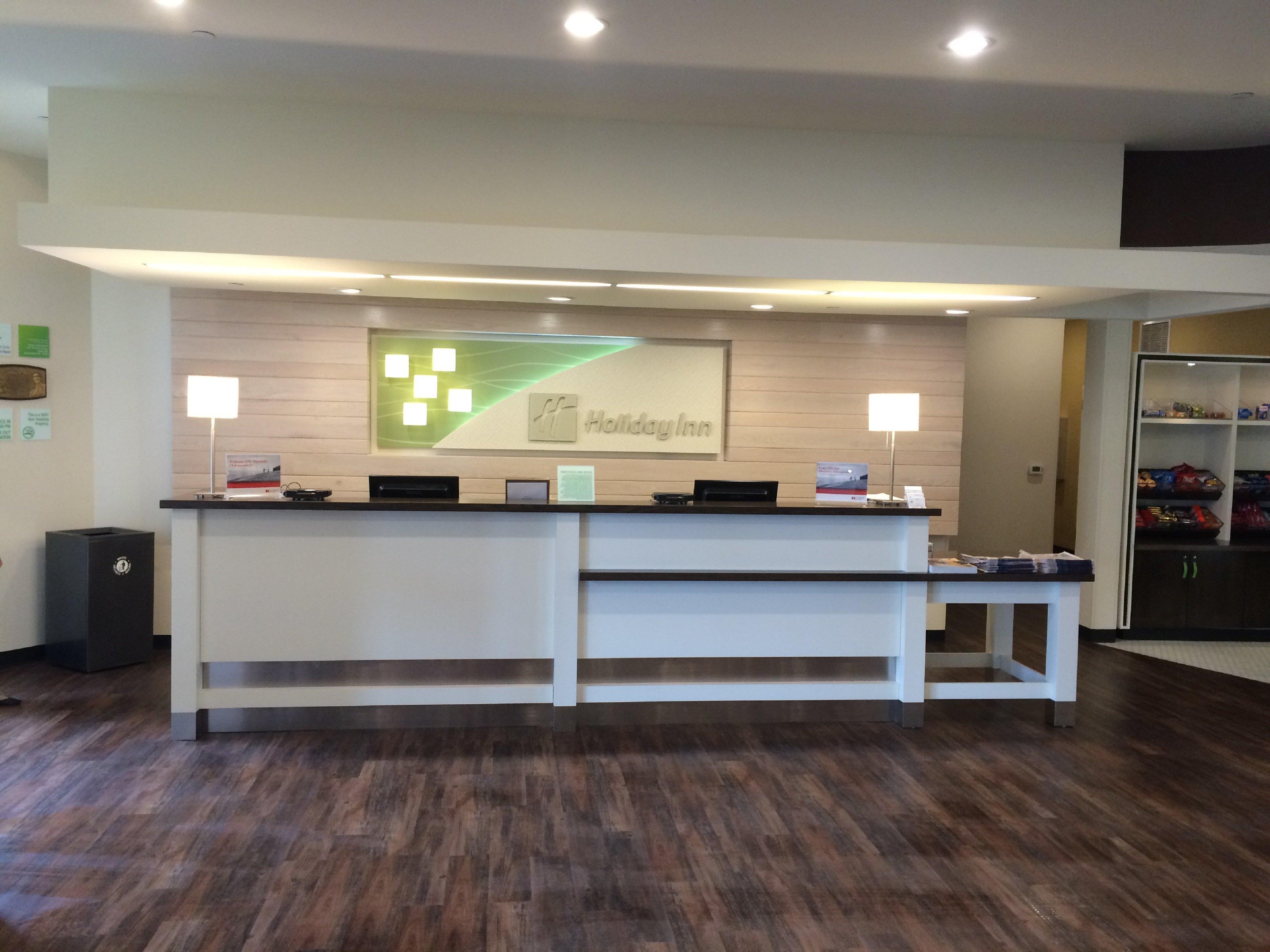 Holiday Inn Greensboro Coliseum By Ihg Esterno foto