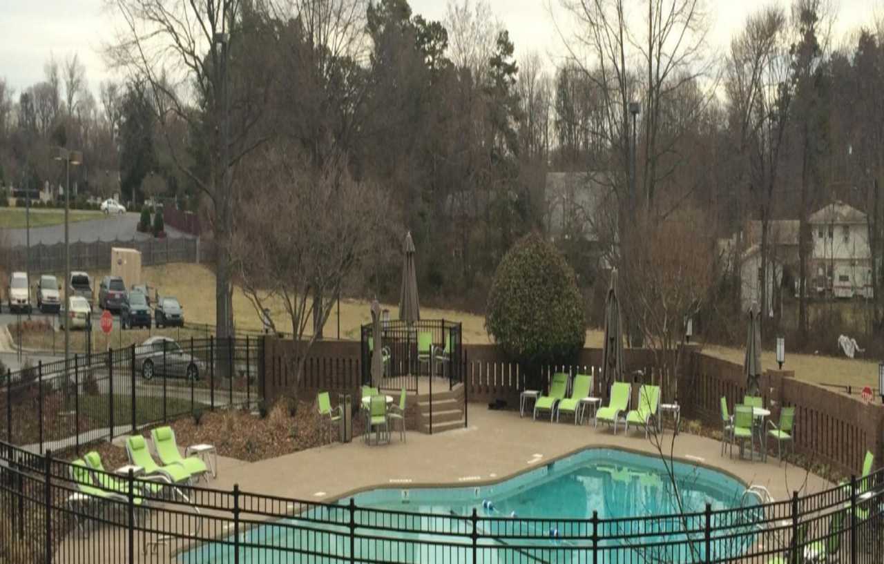 Holiday Inn Greensboro Coliseum By Ihg Esterno foto